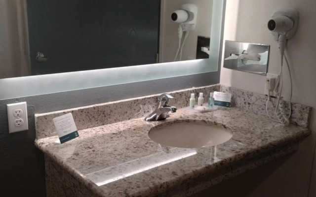 Quality Inn & Suites Wilsonville