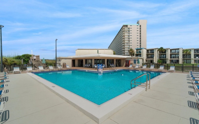 Sugar Beach #C27 - Going Panama