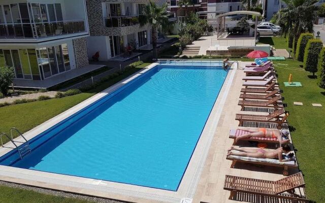 Elegant Golf Belek Pool View