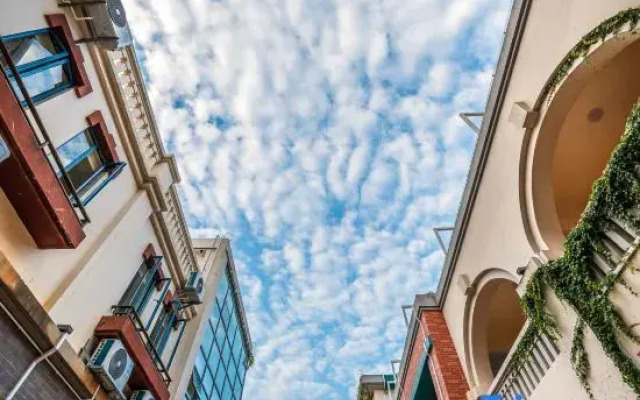 Yuehu View Smart Homestay (Jianshui Ancient City Branch)