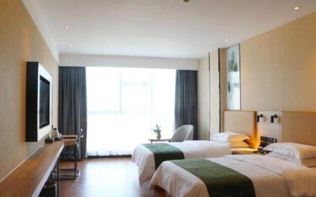 GreenTree Zhixuan Hotel (Jiujiang Linjiang Grand Market)