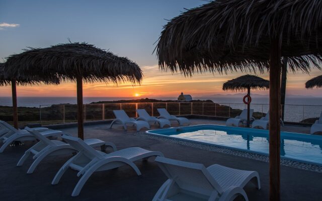 Oia Sunset Villas