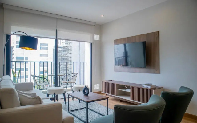 Beautiful 2BR With Fantastic Pool in Miraflores