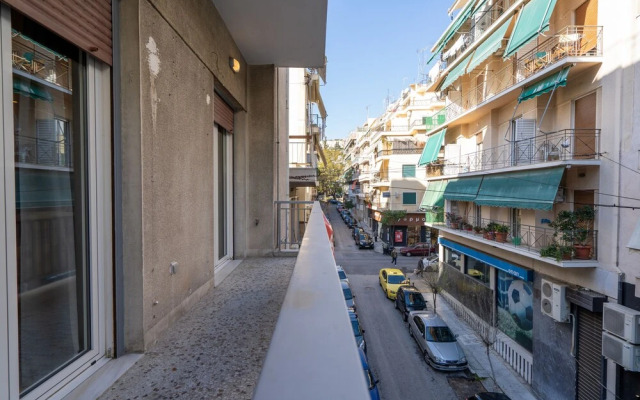 Zan Moreas Beautiful Apt in Koukaki