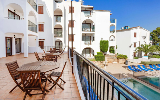 Flipflop Surfing Playa Apartments