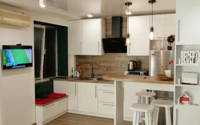 Studio Apartment Center