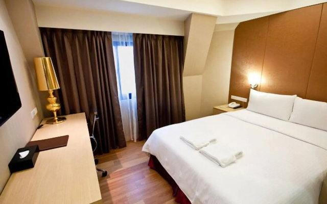 Delton Hotel