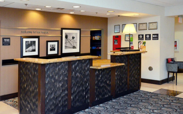 Hampton Inn & Suites Las Vegas Airport