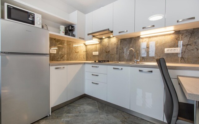 Nice Home in Piran With Wifi and 1 Bedrooms