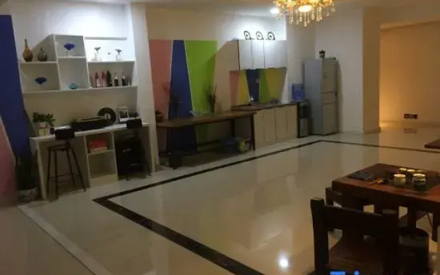 Shenzhen Qiju International Apartment