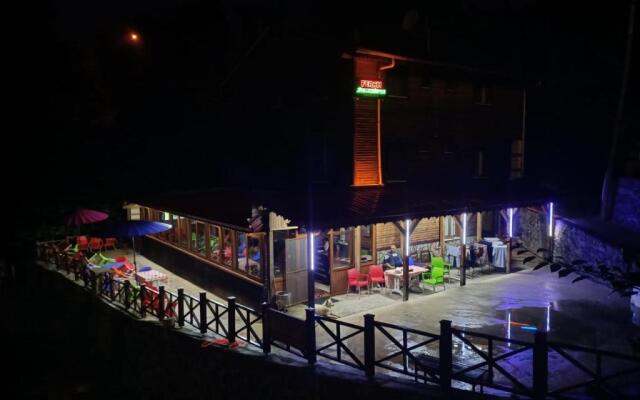 Ferah Otel
