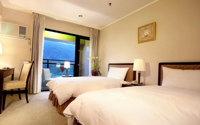 Sun Spring Resort