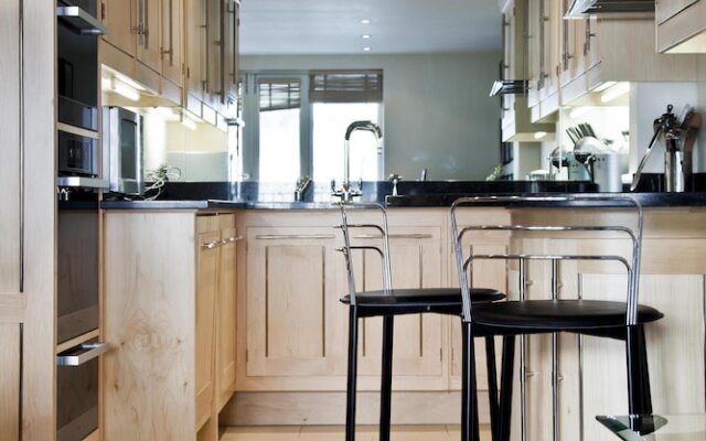 John's Mews By Onefinestay