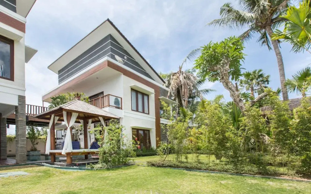 Club Corner Residence by Nagisa Bali