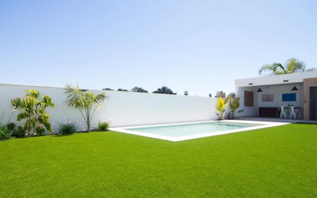 Villa Minerva 15083 in Chiclana