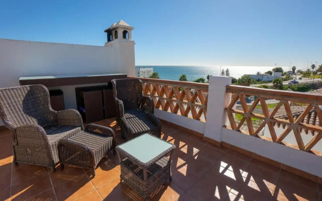 Marina Bella 1F Menyber