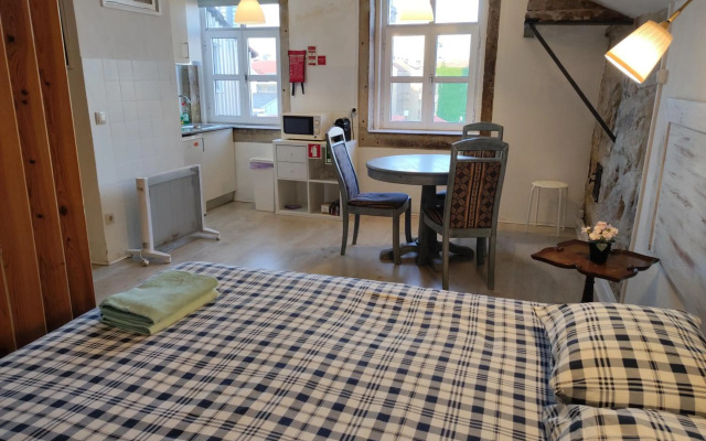 Oporto Blue Liberdade - Citycenter View Penthouse Studio