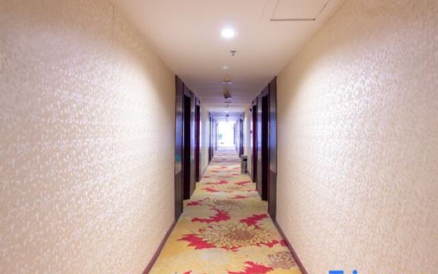 Binjiang Holiday Hotel