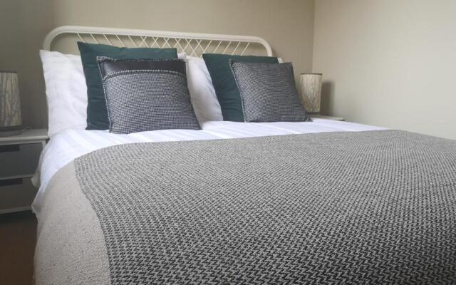 CF10 House - Cardiff City Centre