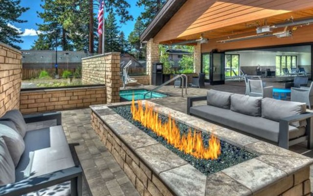 Quality Inn & Suites South Lake Tahoe