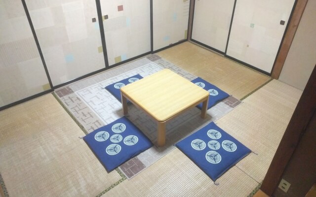 Tomo's hut in Japanese old style