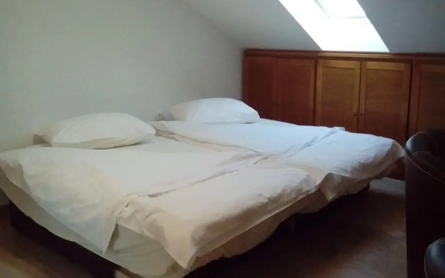 Tiho - 10m From the Beach - SA1 Potkrovlje