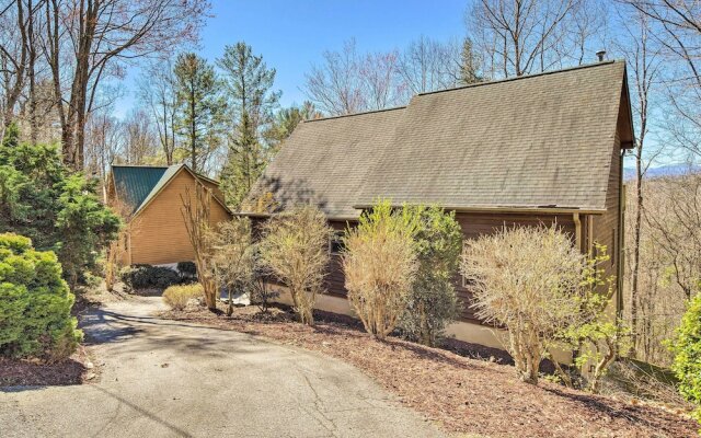 Mountain-view Home Near Downtown Asheville!