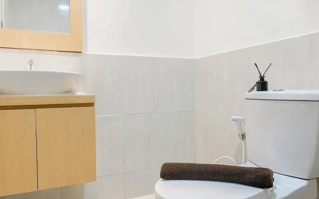 Comfort 2Br Apartment At Meikarta Cikarang