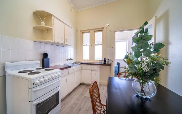 Sea La Vie on Durham- Wifi - Netflix - Nespresso