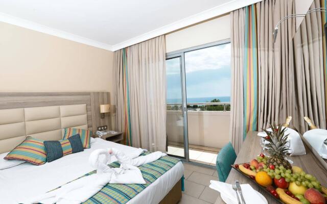 Insula Resort & Spa
