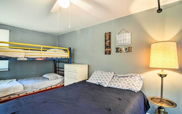 Higgins Lake Getaway w/ Fire Pit, Walk to Beach!