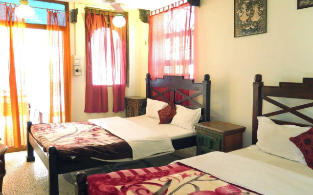 Yogi Guest House