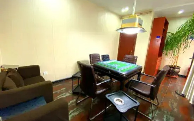 Jinyi Business Hotel