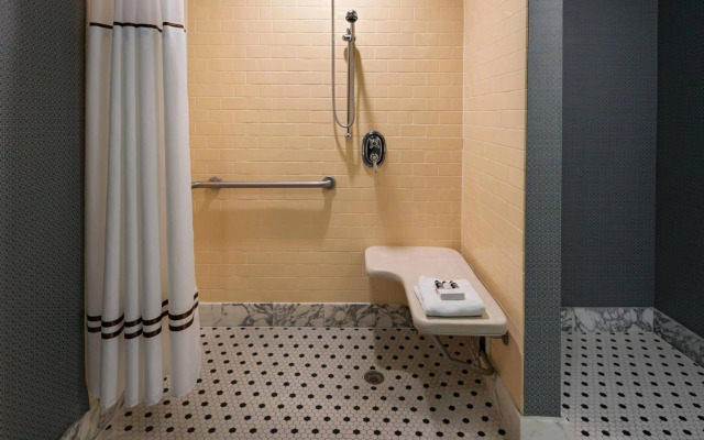 Hotel ICON Autograph Collection by Marriott