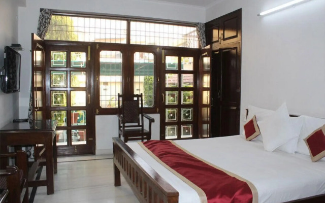 OYO 4492 Home Stay Sukh Vilas