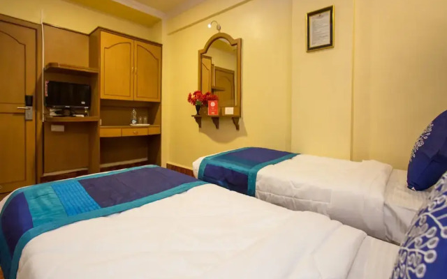 OYO 11499 Hotel Padma Krishna