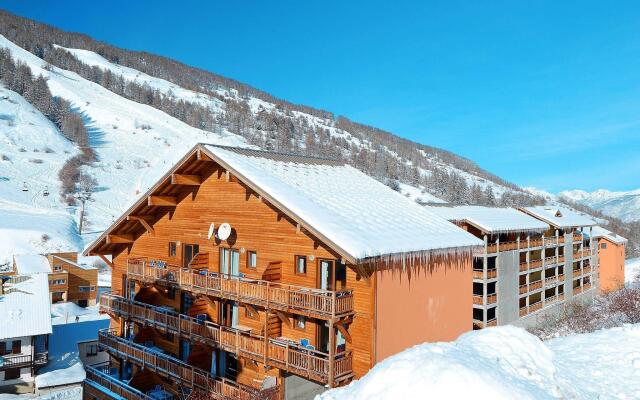 Well-kept wooden-style apartment at a height of 1.6 km.