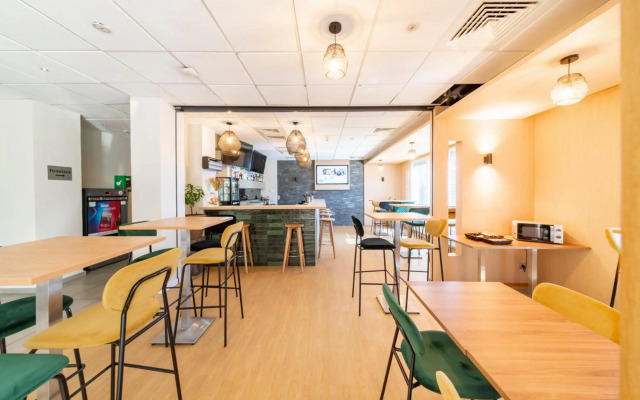 Mandarina Hotel Luxembourg Airport ( Ex Campanile)
