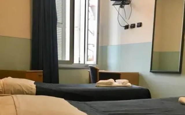 Master Hotel