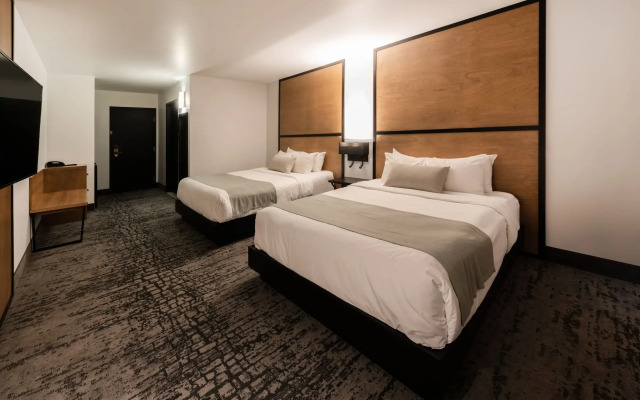 AX Hotel