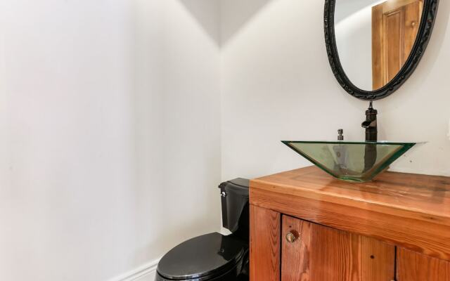 Stunning 5 BR Urban Oasis Downtown NOLA