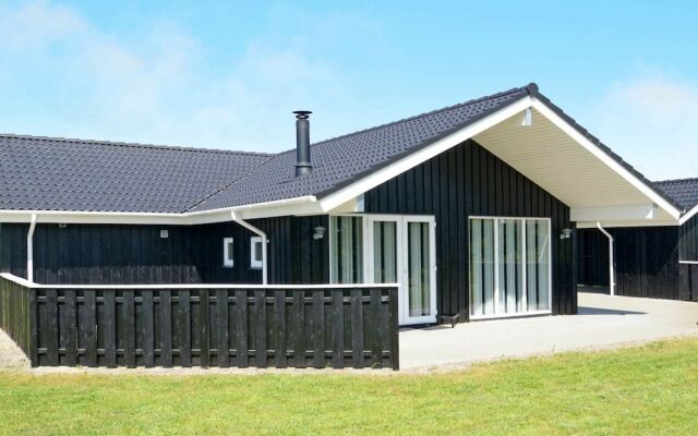 8 Person Holiday Home in Tarm