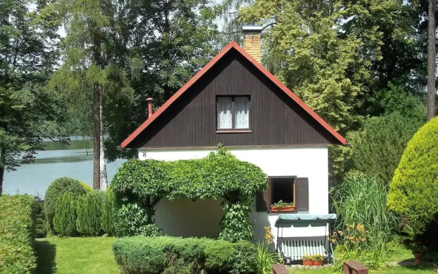 Charming Chalet in Cervená Recice With Fireplace