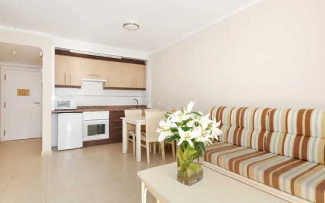 Apartamentos Larimar