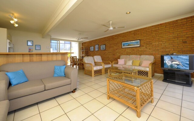 The Crest Unit 1 - Shoal Bay
