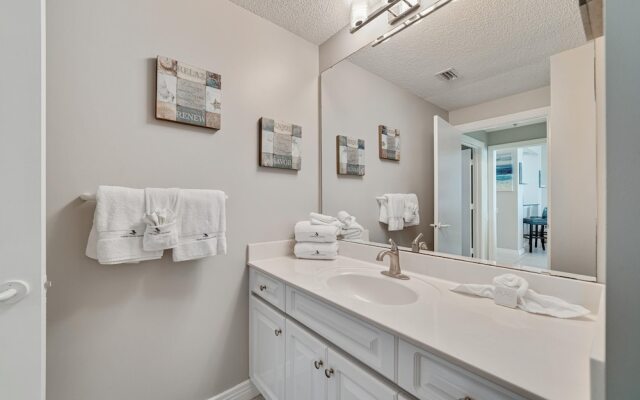 Beach Colony East 8C