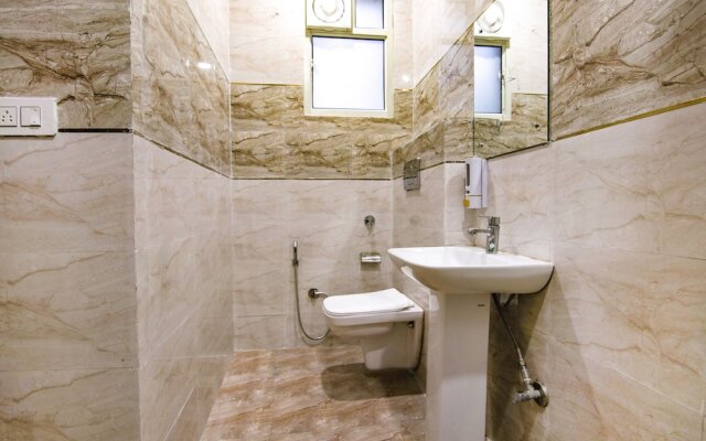 Fabhotel Palm Plaza