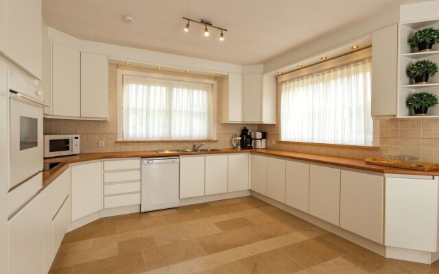 Luxurious Villa in De Panne with Garden