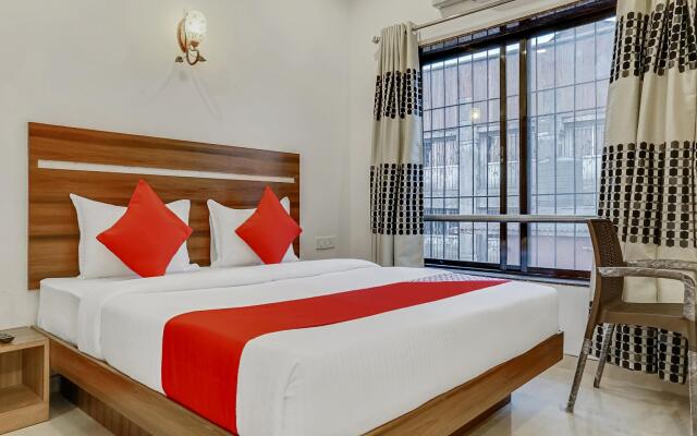 OYO Flagship 26583 Hotel Kohinoor Plaza