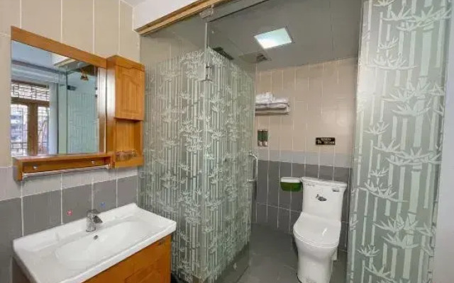 Fuyuan Riverview Homestay
